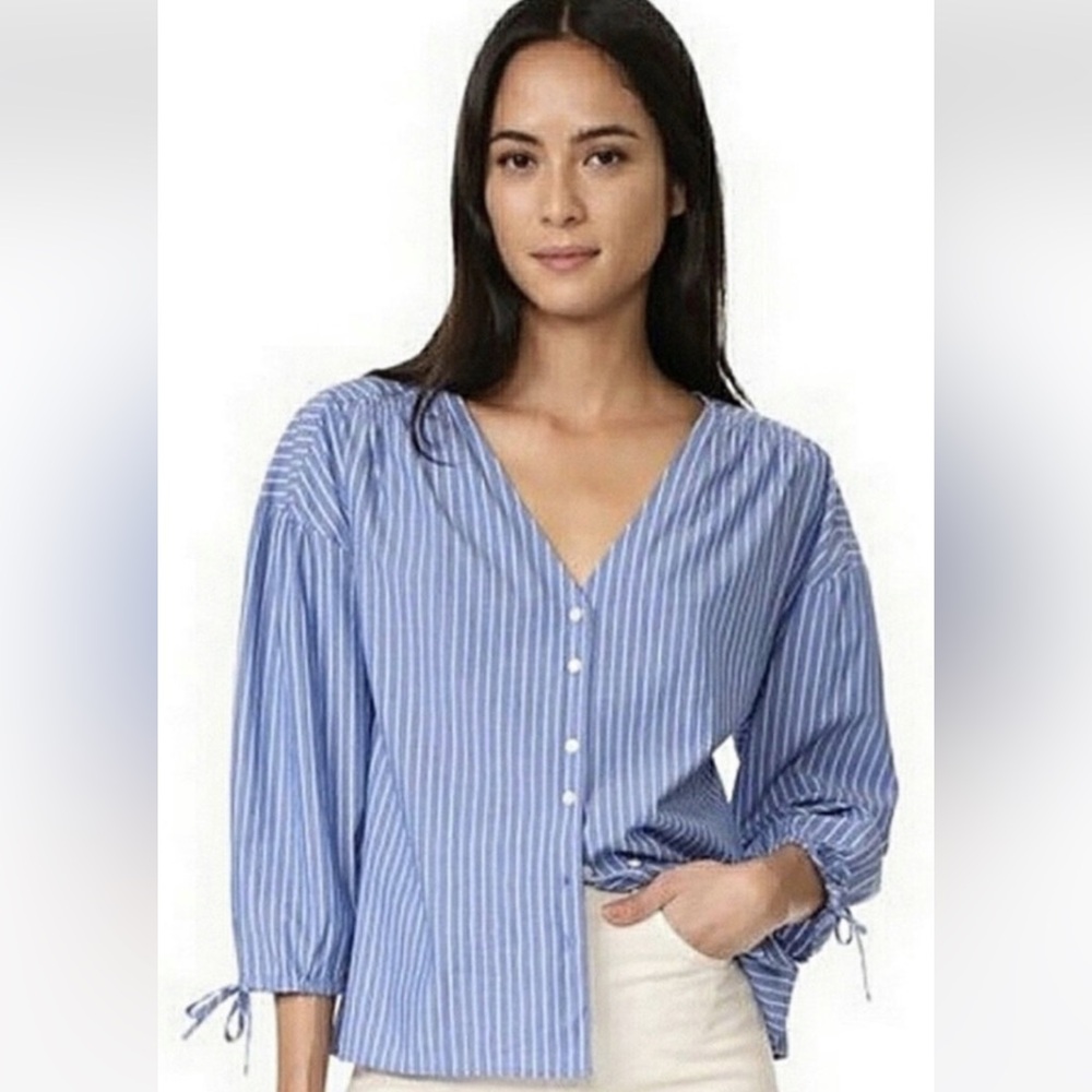 Madewell Blue & White Stripe Button Down Shirt (XS)